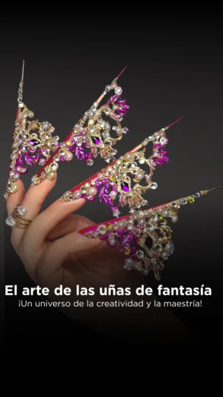 🎨✨ El arte de las uñas de fantasía: "un universo de creatividad y maestría" ✨🎨 ¿Qué opinas de ésto? 👇

Cuando hablamos de esculpir uñas de fantasía, no hablamos solo de un trabajo, hablamos de arte puro. 🎭💅 Cada diseño lleva consigo una historia, una visión, y sobre todo, la pasión de un artista 🎨.

🖌 Armonía: Cada curva, cada línea, cada detalle se fusiona para crear una obra única. Es un equilibrio entre formas, colores y texturas que se convierten en pequeñas joyas 🎨💎.

🪄 Dedicación: Detrás de cada set perfecto hay horas de práctica, estudio y perfeccionamiento. Porque ser un verdadero artista del esculpido de uñas requiere esfuerzo, formación constante y amor por el detalle. 💪📚

✨ Destreza y delicadeza: Cada pincelada es una muestra de habilidad y precisión. Desde el trazo más fino hasta los acabados más complejos, las manos del artista transforman lo simple en extraordinario 🌈🤲.

🌟 Belleza en cada detalle: No se trata solo de decorar uñas, se trata de darles vida. Cada diseño es un reflejo de estilo, creatividad y de lo que hace que este arte sea tan especial ✨💖.

🤩 Ser un artista en uñas esculpidas no es solo una profesión, es un estilo de vida. Y detrás de cada set hay un alma apasionada que transforma sueños en realidad. 🌟💅

¿Eres amante de este arte o sueñas con dedicarte a ello? 💭💖 ¡Comenta si te gustan y déjanos saber qué es lo que te inspira este set!

¡Déjate llevar por la magia del esculpido! ✨🖌

#manicures #manicura #manicure #manicure💅 #uñasesculpidas #uñas #uñasbonitas #nailsdesign #nails #nails💅